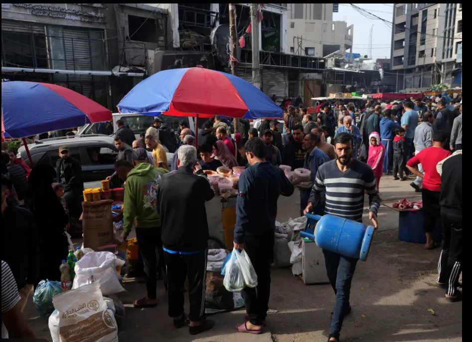 سطوة «حماس» على غزة.. جباية خانقة تُحكم القبضة على السكان بينما تُطلق واشنطن «المرحلة الثانية» لإنهاء الحركة